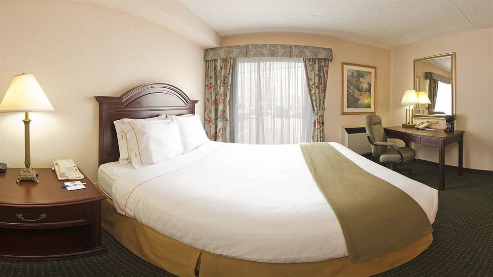 多伦多西部迪克西401品质套房酒店 密西沙加 外观 照片