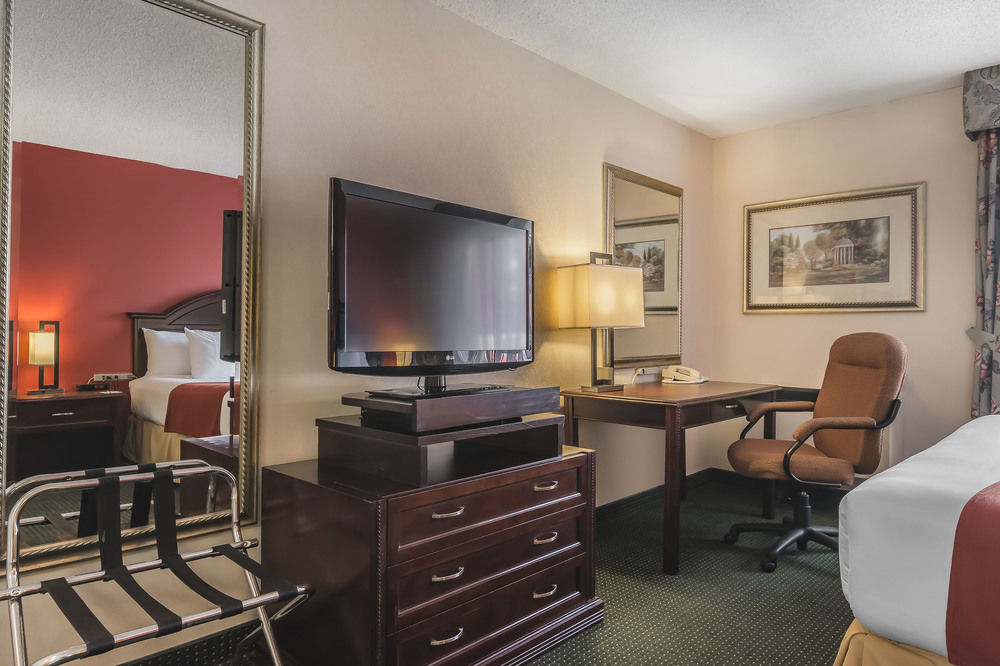 多伦多西部迪克西401品质套房酒店 密西沙加 外观 照片